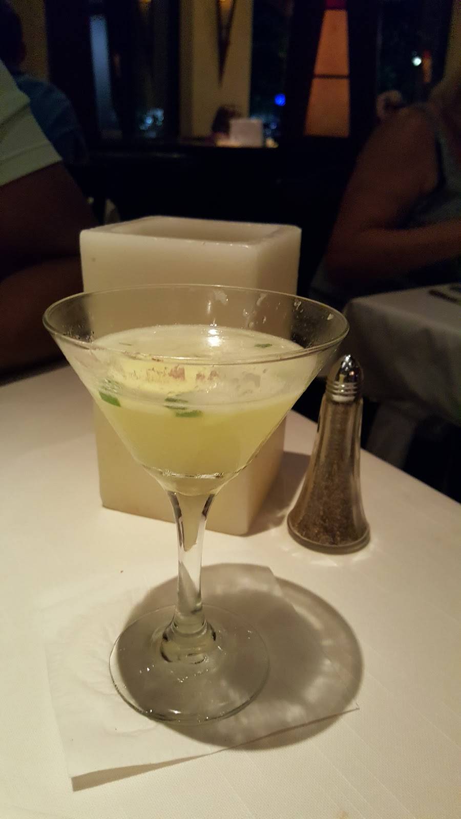 Mickey & Mooch | restaurant | 8128 Providence Rd #1200, Charlotte, NC 28277, USA | 7047528080 OR +1 704-752-8080