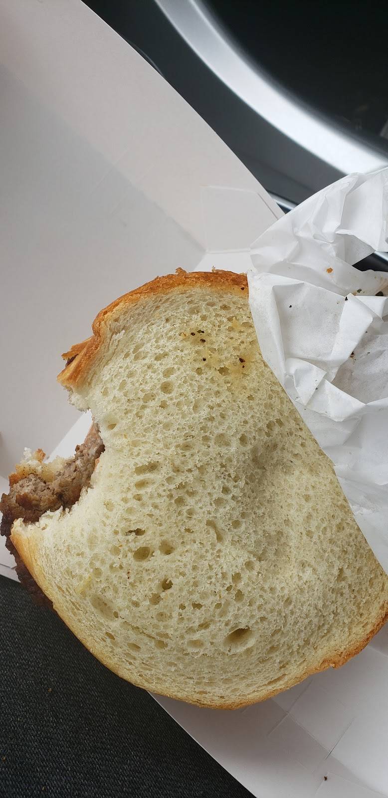 Jack in the Box | restaurant | 1992 Zumbehl Rd, St Charles, MO 63303, USA | 6369492310 OR +1 636-949-2310