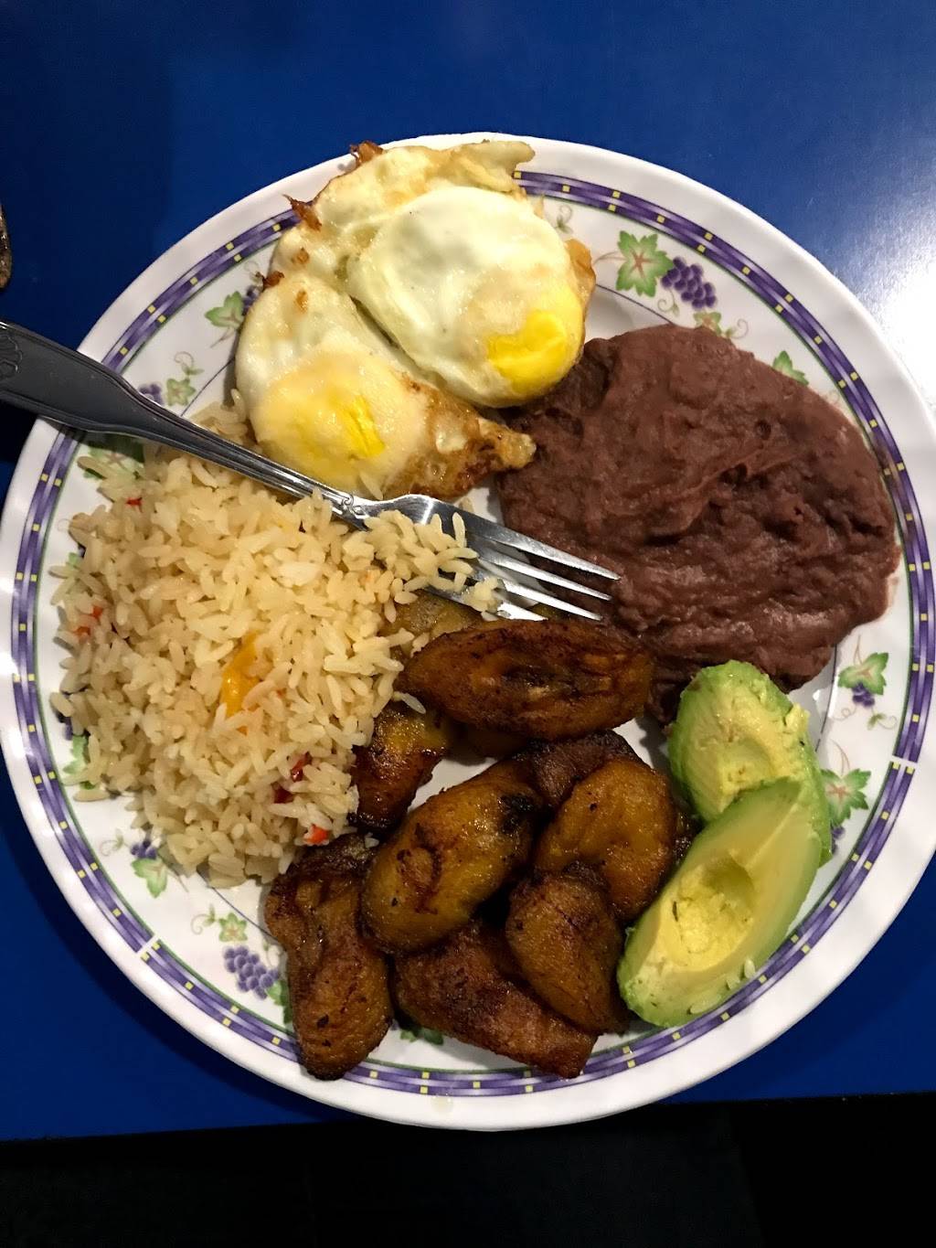 El Pulgarcito Restaurant & Bar | restaurant | 4950-G, S Orange Blossom Trail, Orlando, FL 32839, USA | 4076414352 OR +1 407-641-4352