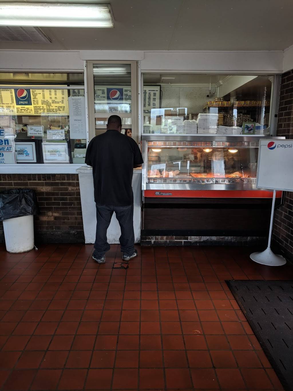 King Chicken | restaurant | 601 Carolina Ave, Washington, NC 27889, USA | 2529464594 OR +1 252-946-4594