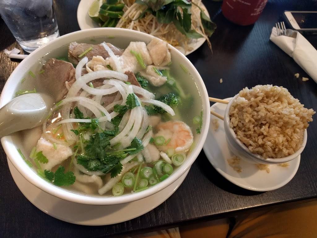 Ivys Chinese Cafe | restaurant | 11550 Ridgeline Dr #120, Colorado Springs, CO 80921, USA | 7194878088 OR +1 719-487-8088