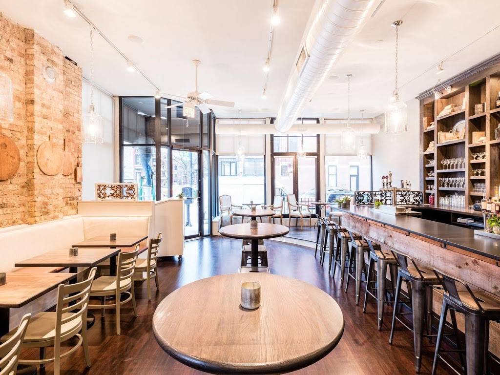 White Oak Tavern & Inn | restaurant | 1200 W Webster Ave, Chicago, IL 60614, USA | 7732480200 OR +1 773-248-0200