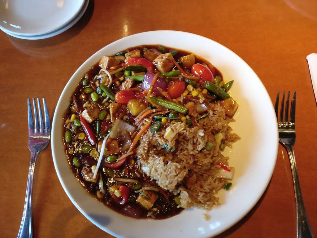 Big Bowl Lincolnshire | restaurant | 215 Parkway Dr, Lincolnshire, IL 60069, USA | 8478088880 OR +1 847-808-8880
