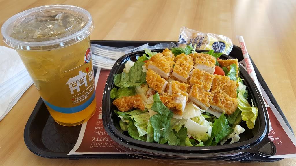 Wendys | restaurant | 8 Highland Ave, Seekonk, MA 02771, USA | 5083364019 OR +1 508-336-4019