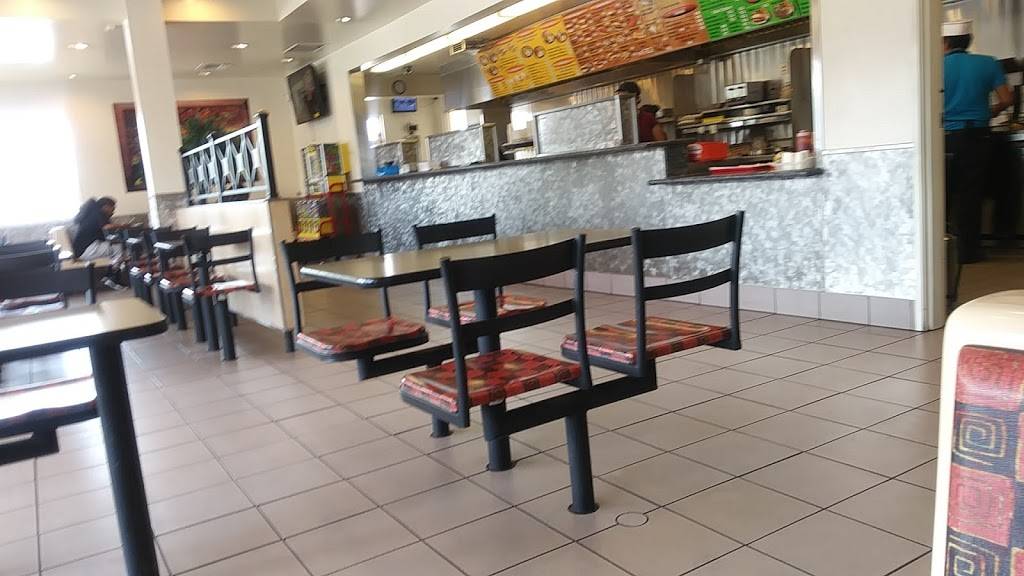 Tams Burgers | restaurant | 5353 Atlantic Ave, Long Beach, CA 90805, USA | 5624236000 OR +1 562-423-6000