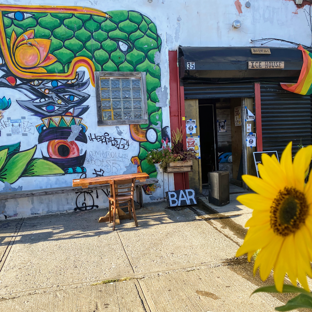 Bushwick Ice House | restaurant | 35 Ingraham St, Brooklyn, NY 11206, USA | 9293376503 OR +1 929-337-6503