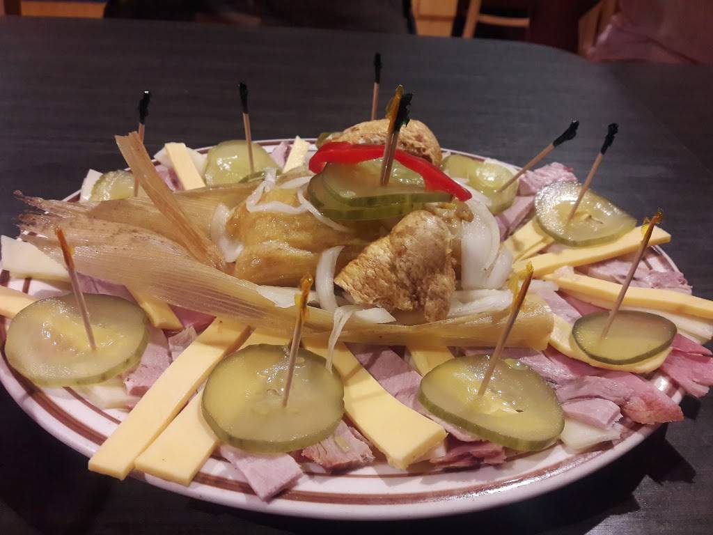 Caribe Cafe Restaurant | restaurant | 2660 SW 137th Ave, Miami, FL 33175, USA | 3055510012 OR +1 305-551-0012