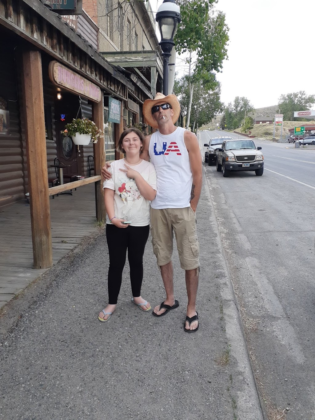 Cowboy Bar and Cafe | restaurant | 1936 State St, Meeteetse, WY 82433, USA | 3078682233 OR +1 307-868-2233