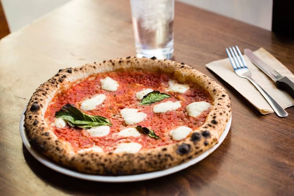 Brigade Sherbrooke, pizzeria napolitaine et pâtes | restaurant | 1824 Rue King Ouest, Sherbrooke, QC J1J 2E2, Canada | 8198200594 OR +1 819-820-0594