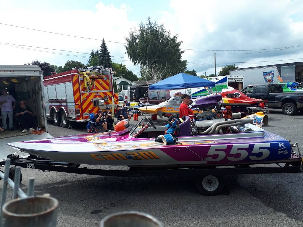 Resto-Bar Marina Melocheville | restaurant | 4 Rue Bourcier, Beauharnois, QC J6N 0J8, Canada | 4502259016 OR +1 450-225-9016