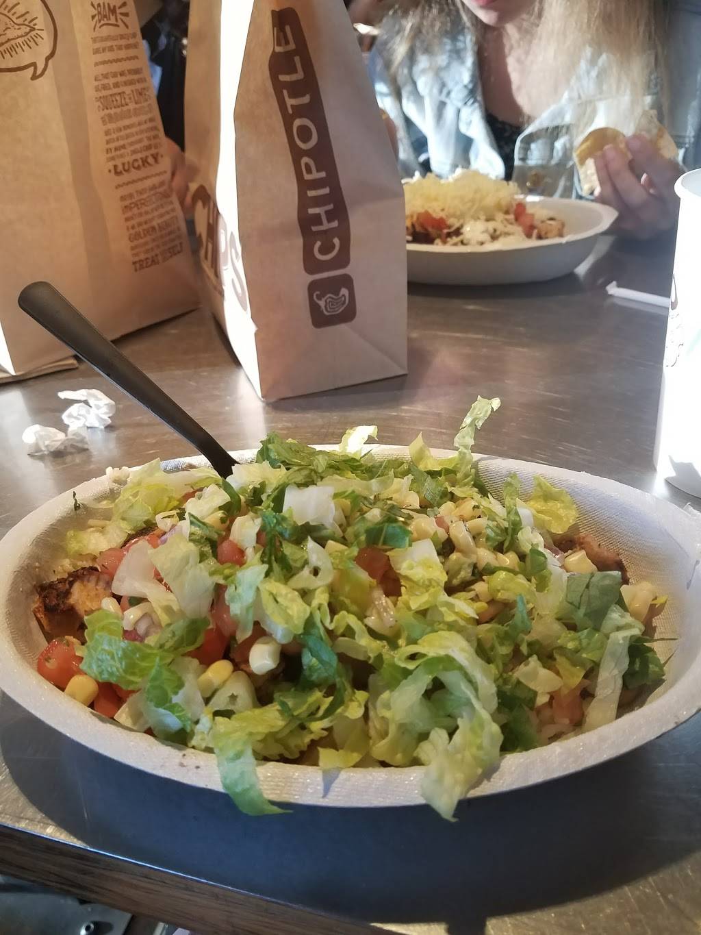 Chipotle Mexican Grill | restaurant | 8956 Trautwein Rd Ste 100, Riverside, CA 92508, USA | 9516976910 OR +1 951-697-6910