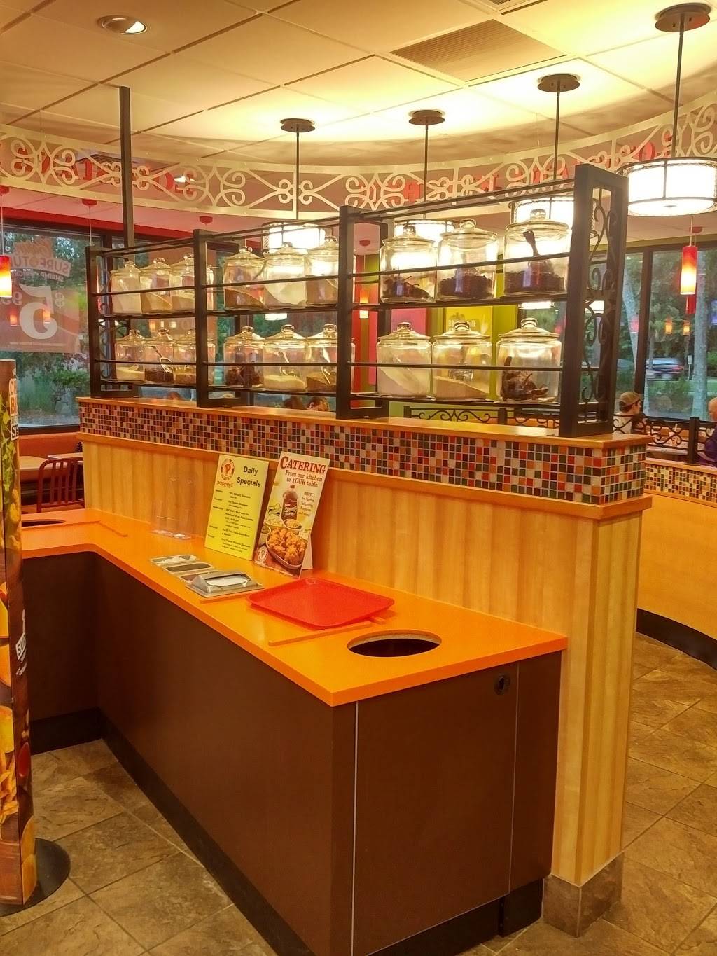 Popeyes Louisiana Kitchen | restaurant | 15 Park Ln, Hilton Head Island, SC 29928, USA | 8437152961 OR +1 843-715-2961