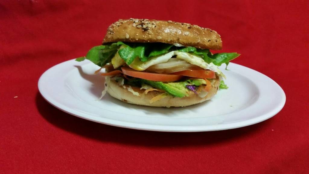 Atlantic Mexican & Seafood Restaurant | restaurant | 630 S Atlantic Blvd, Los Angeles, CA 90022, USA | 3239810240 OR +1 323-981-0240