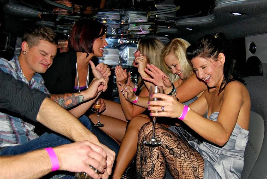 Singles In The City | night club | 2707 NE 114th Ave, Vancouver, WA 98684, USA | 3606099448 OR +1 360-609-9448