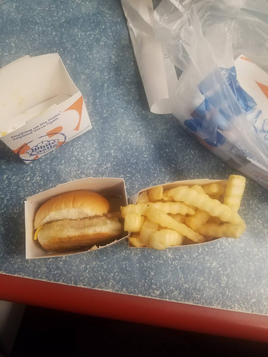 White Castle | restaurant | 257 S Broadway, Yonkers, NY 10705, USA | 9143760247 OR +1 914-376-0247