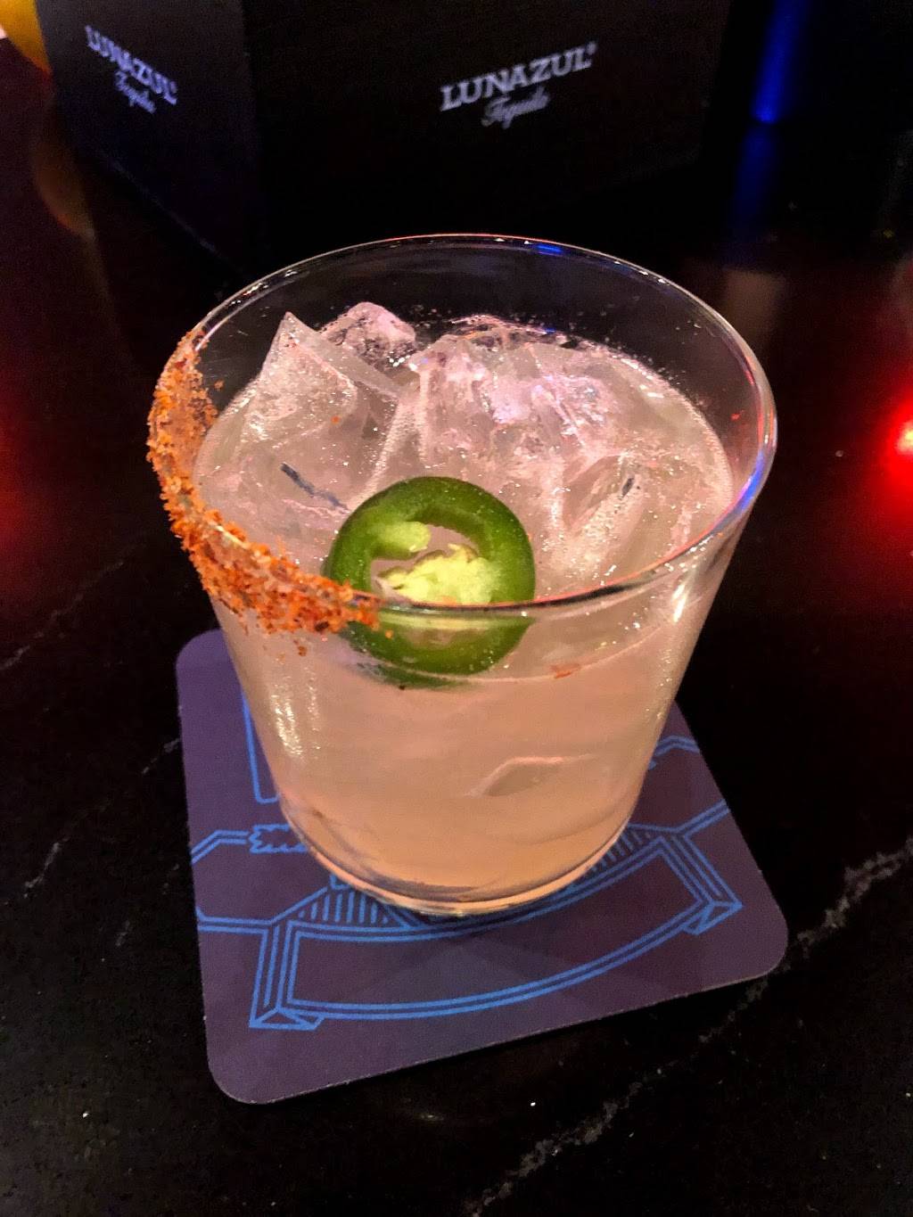 La Una Cantina | restaurant | 254 N Walnut St, Bloomington, IN 47404, USA | 8122877458 OR +1 812-287-7458