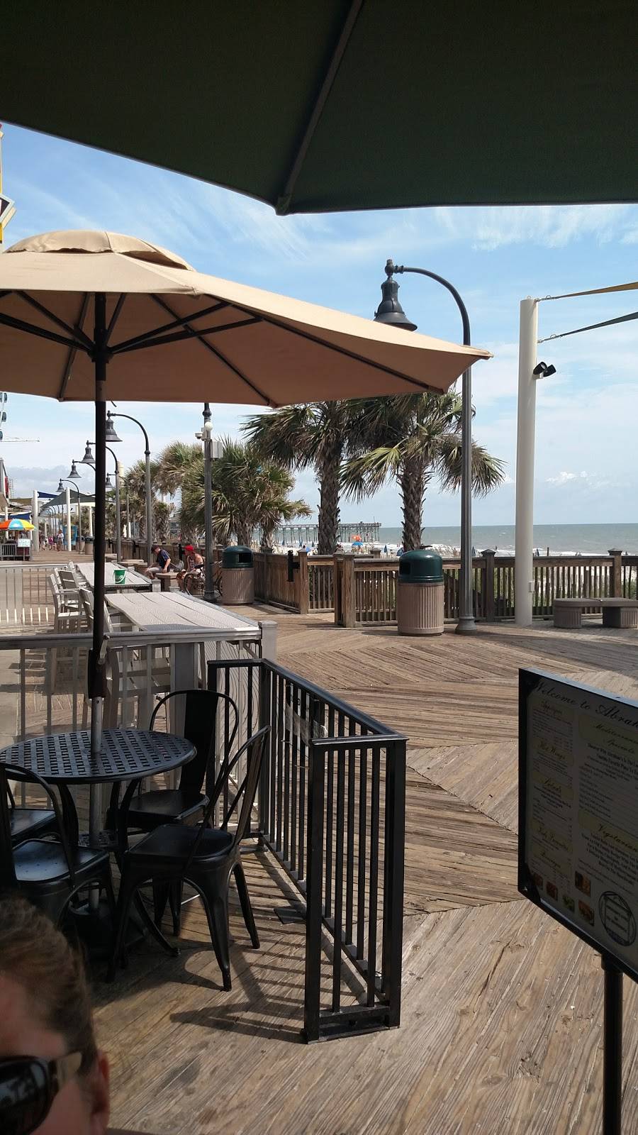 Hurricanes Daiquiri bar & grill | restaurant | 970 Boardwalk, 916 Ocean Blvd, Myrtle Beach, SC 29577, USA | 8439459646 OR +1 843-945-9646
