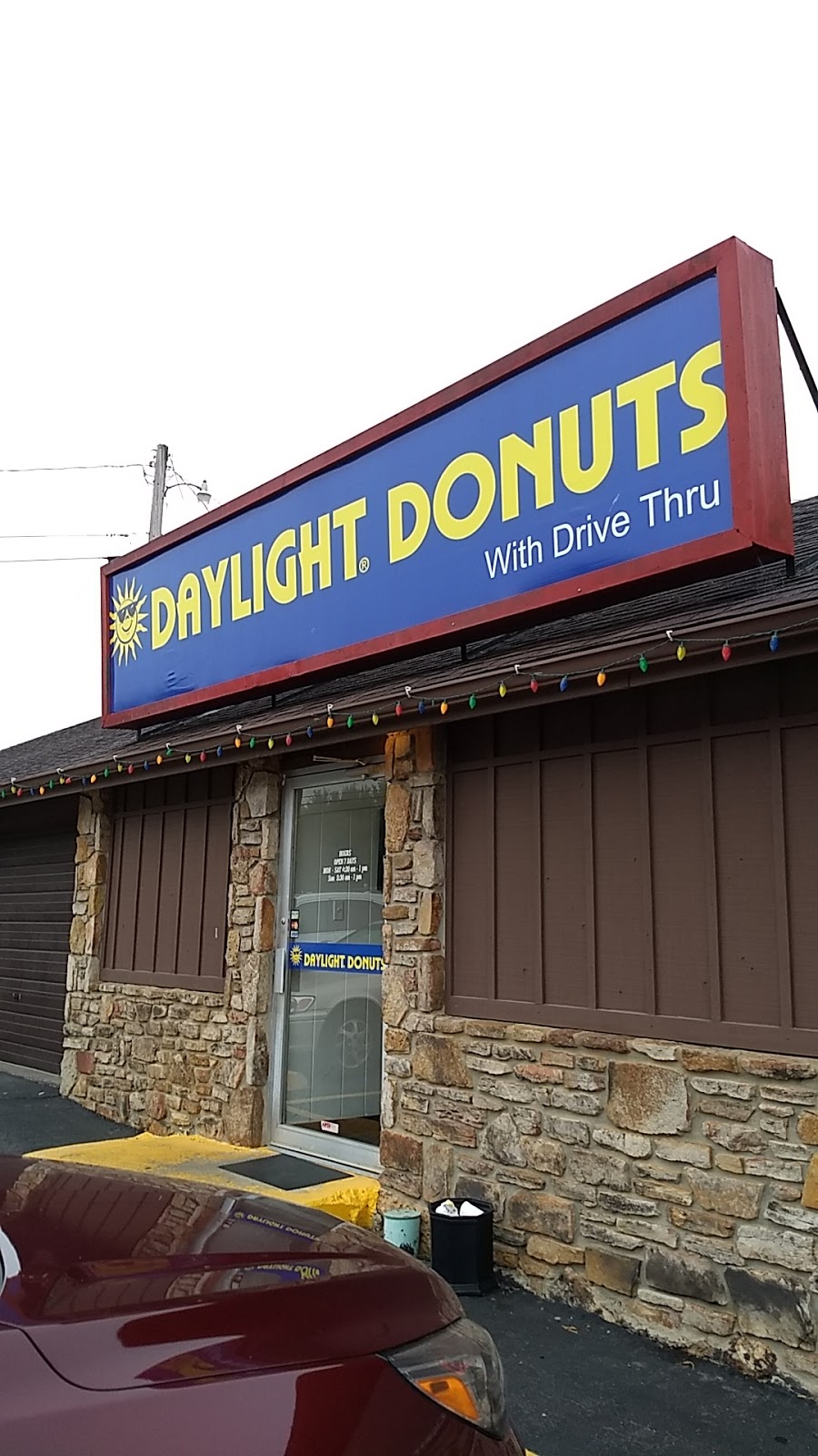 Mountain Home Do-nuts | bakery | 517 US-62 BUS, Mountain Home, AR 72653, USA | 8704259463 OR +1 870-425-9463