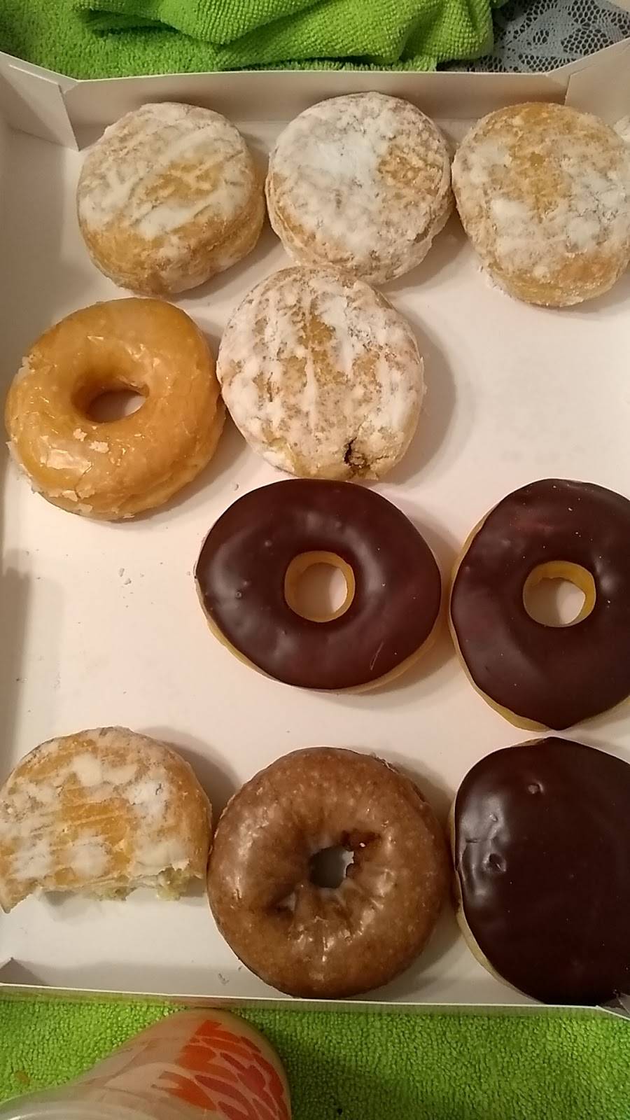 Dunkin’ | restaurant | 10029 San Pedro Ave, San Antonio, TX 78216, USA | 2105921275 OR +1 210-592-1275