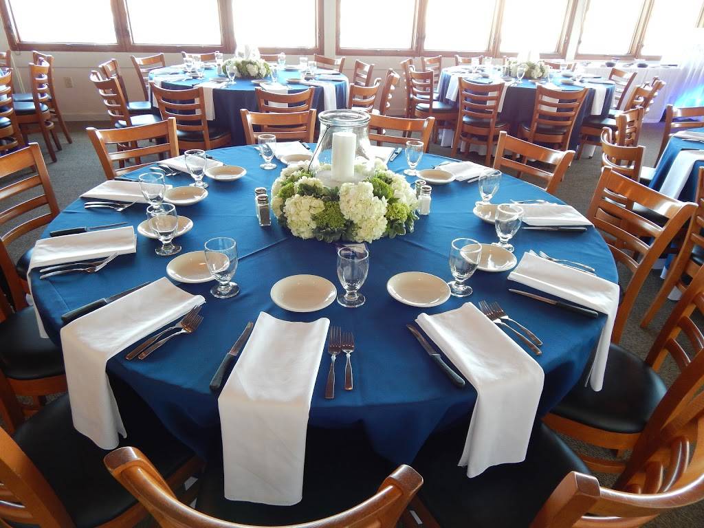 Loft Restaurant and Tiki bar | night club | 4307 SE Bayview St, Stuart, FL 34997, USA | 7722235048 OR +1 772-223-5048