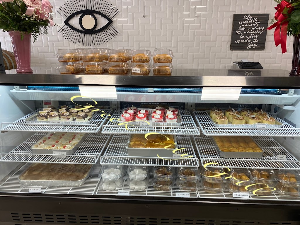 Greek City Grill | restaurant | 263 Nassau Blvd S, Garden City South, NY 11530, USA | 5163858190 OR +1 516-385-8190