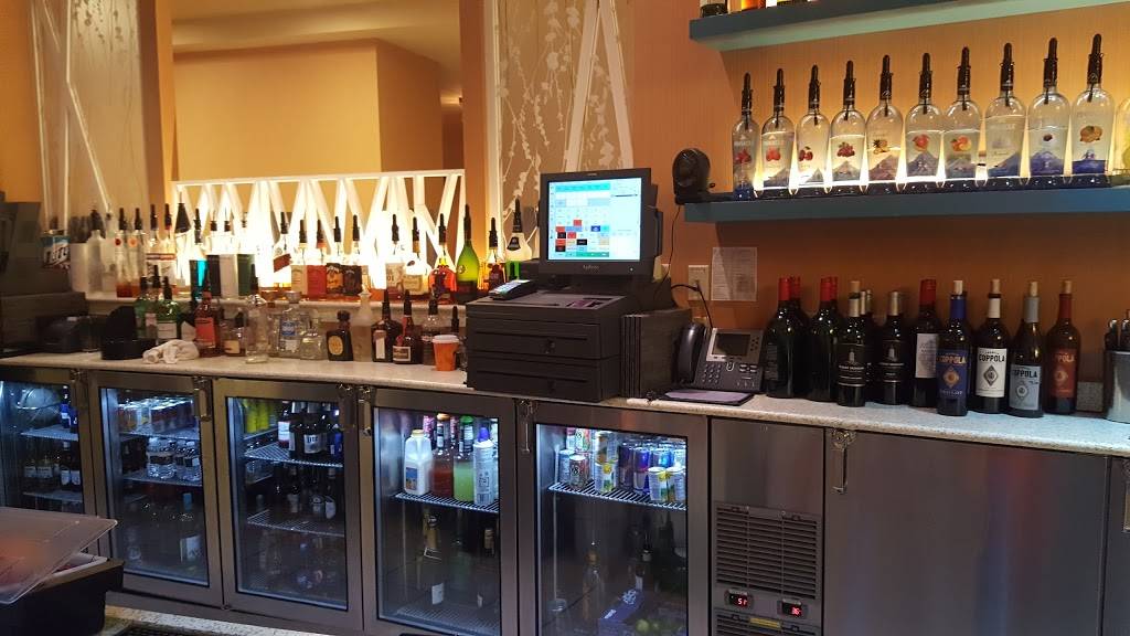 Smoke ‘N Fire | restaurant | 11177 E Michigan Ave, Battle Creek, MI 49014, USA | 8773528777 OR +1 877-352-8777