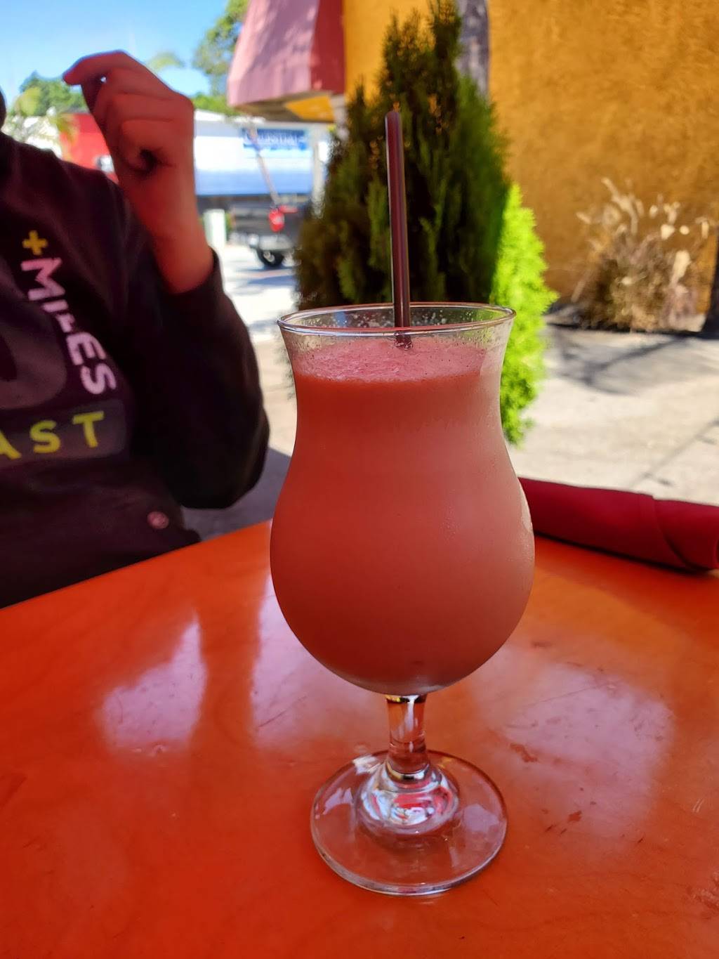 Ninas Cafe | restaurant | 6626 Atlantic Ave, Bell, CA 90201, USA | 3234849640 OR +1 323-484-9640