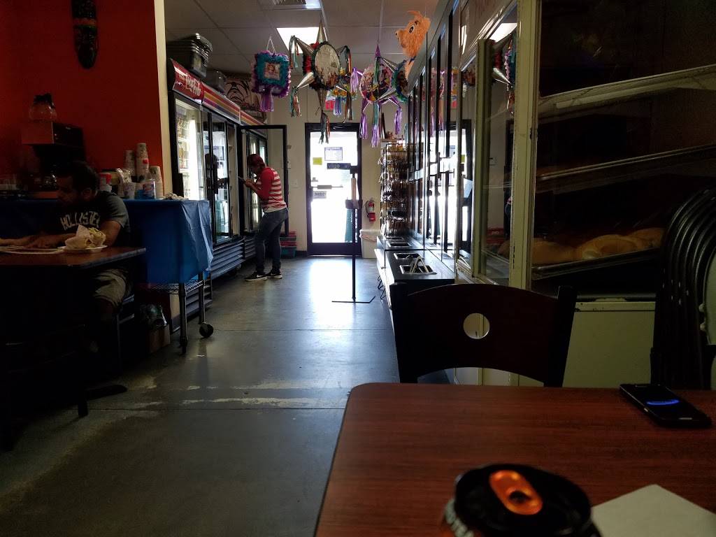 Azteca #2 Tienda y Panaderia | bakery | 996 Patton Ave # B, Asheville, NC 28806, USA | 8282517283 OR +1 828-251-7283