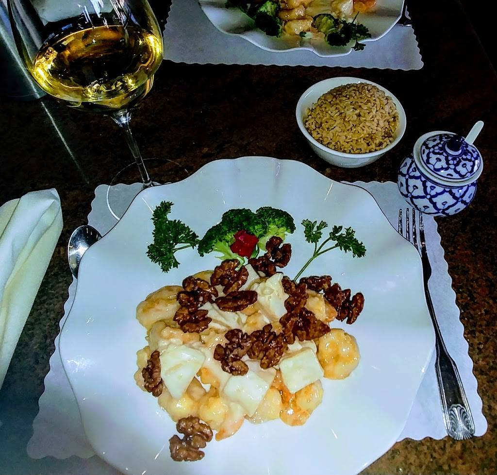 Monark Asian Bistro | restaurant | 5225 Canyon Crest Dr #64, Riverside, CA 92507, USA | 9516831073 OR +1 951-683-1073