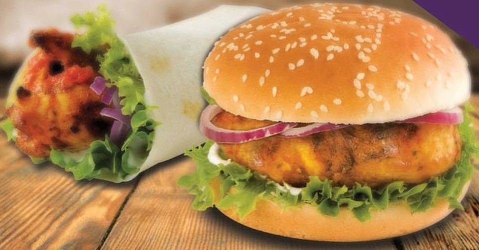 Chunky Chicken | restaurant | 45 Overlea Boulevard, East York Town Centre, Toronto, ON M4H 1C3, Canada | 4167923114 OR +1 416-792-3114