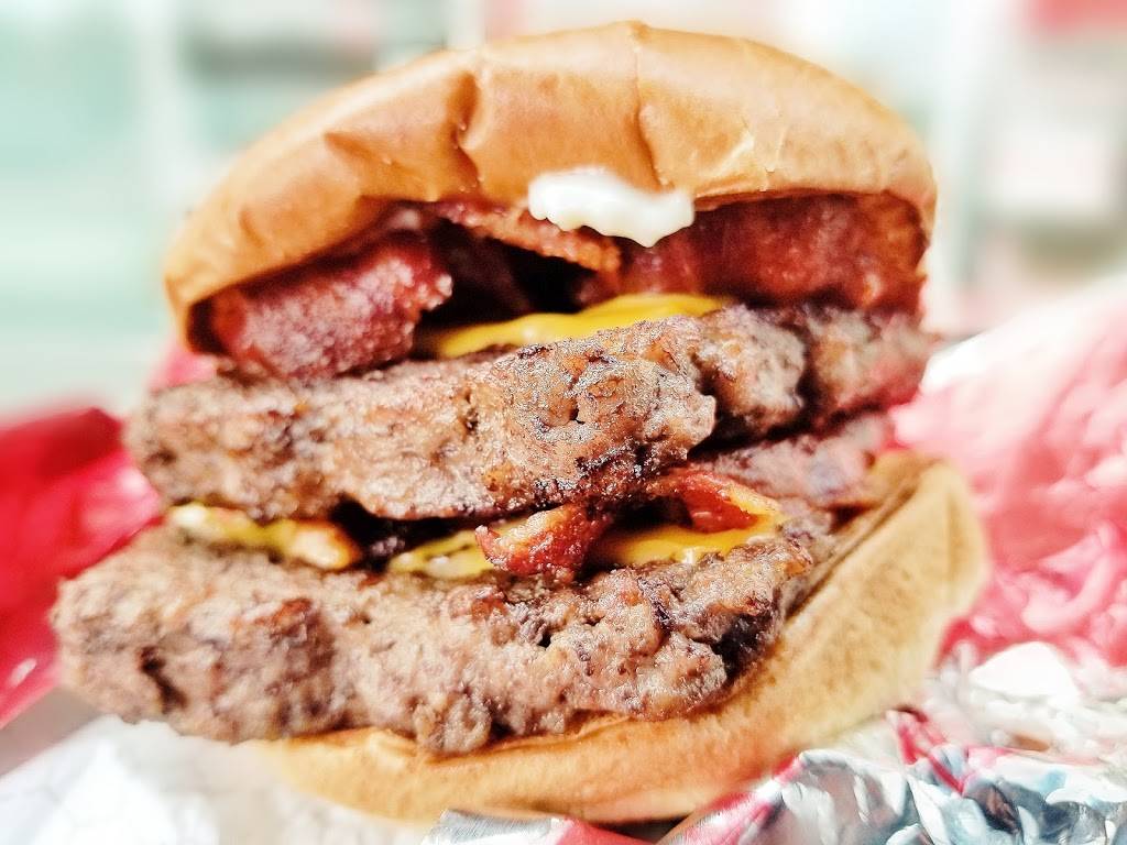 Wendys | restaurant | 31255 WA-20, Oak Harbor, WA 98277, USA | 3606751333 OR +1 360-675-1333