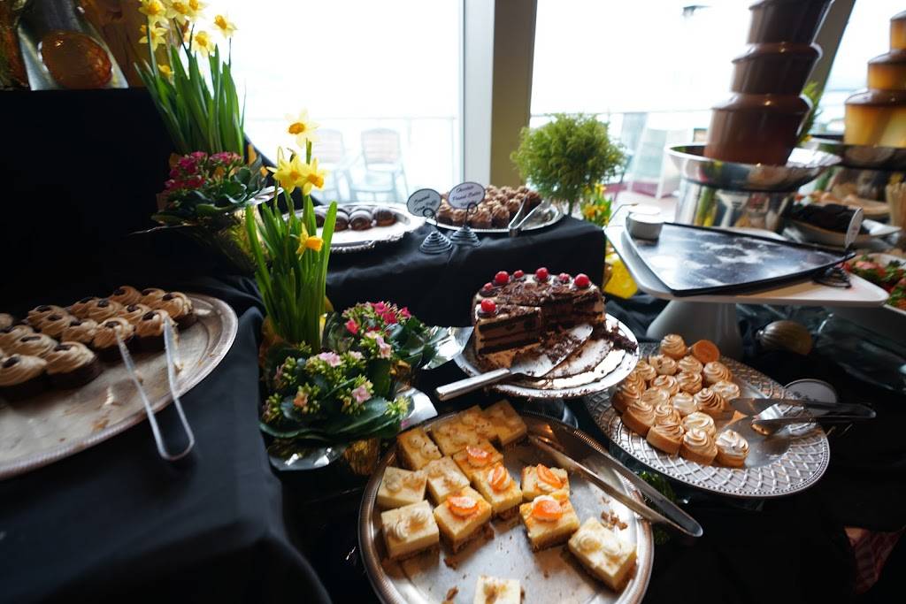 Saltys on Alki Beach | restaurant | 1936 Harbor Ave SW, Seattle, WA 98126, USA | 2069371600 OR +1 206-937-1600