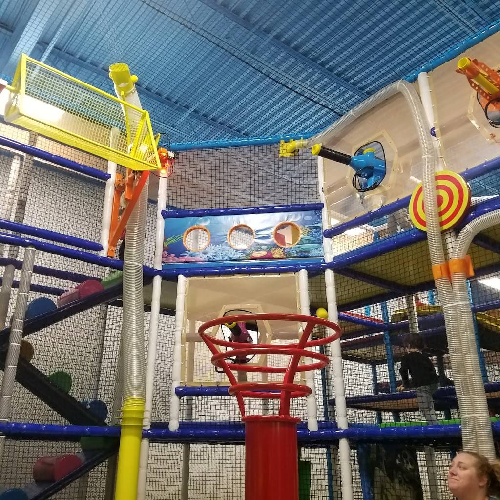 FunVille Playground and Cafe | cafe | 4318 Holland Road, Virginia Beach, VA 23452, USA | 7579638683 OR +1 757-963-8683