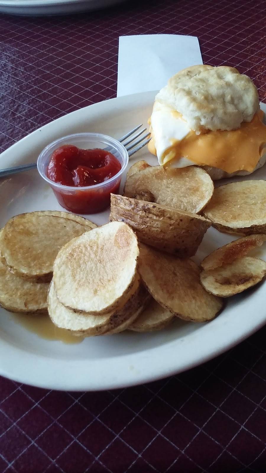 Depot Junction Cafe | restaurant | 108 Depot St, Watertown, TN 37184, USA | 6152373976 OR +1 615-237-3976