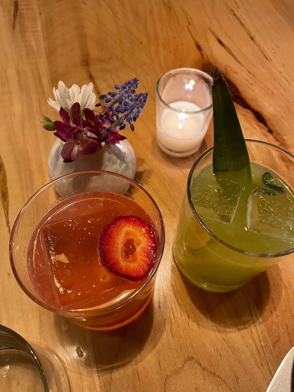 R40 | restaurant | 47-16 Vernon Blvd, Long Island City, NY 11101, USA | 7184409484 OR +1 718-440-9484