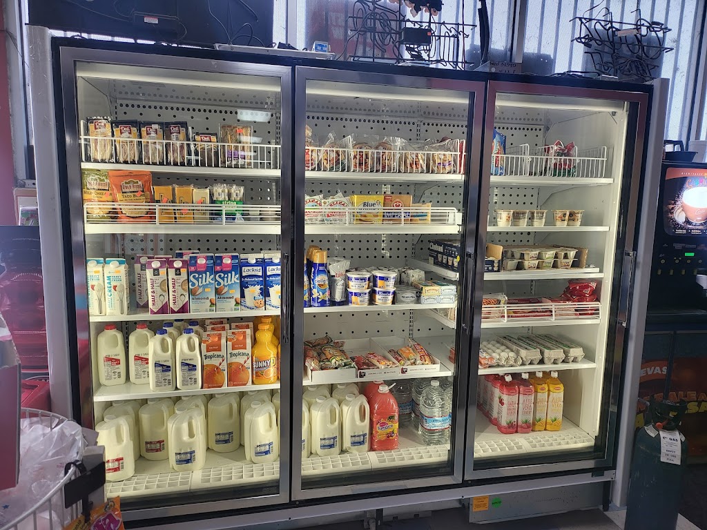 Best Market | restaurant | 12525 G St, Biola, CA 93606, USA | 5598432525 OR +1 559-843-2525