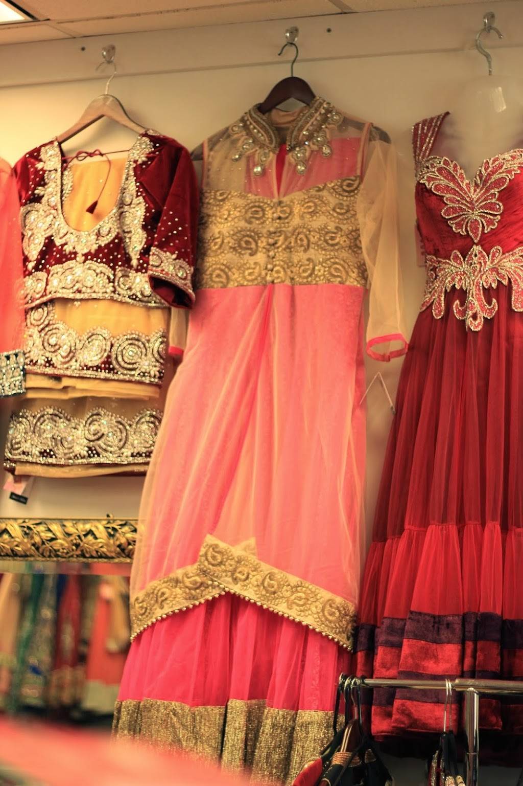 Bombay Boutique | restaurant | 414 S Broadway, Hicksville, NY 11801, USA | 5165957302 OR +1 516-595-7302