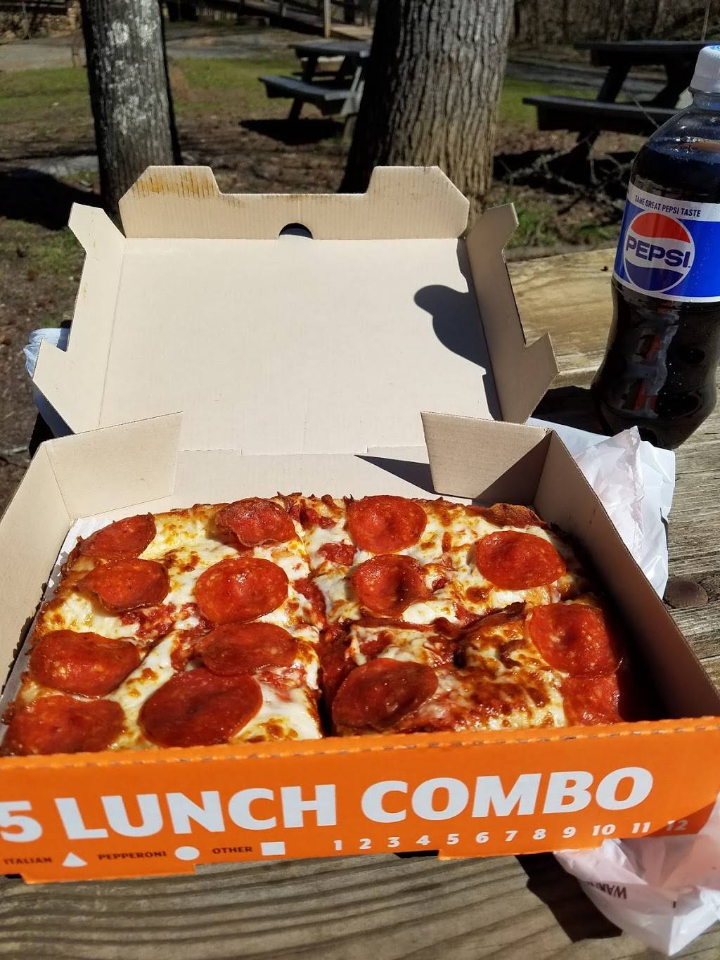 Little Caesars Pizza | meal takeaway | 5128 N Roxboro St, Durham, NC 27704, USA | 9192519921 OR +1 919-251-9921