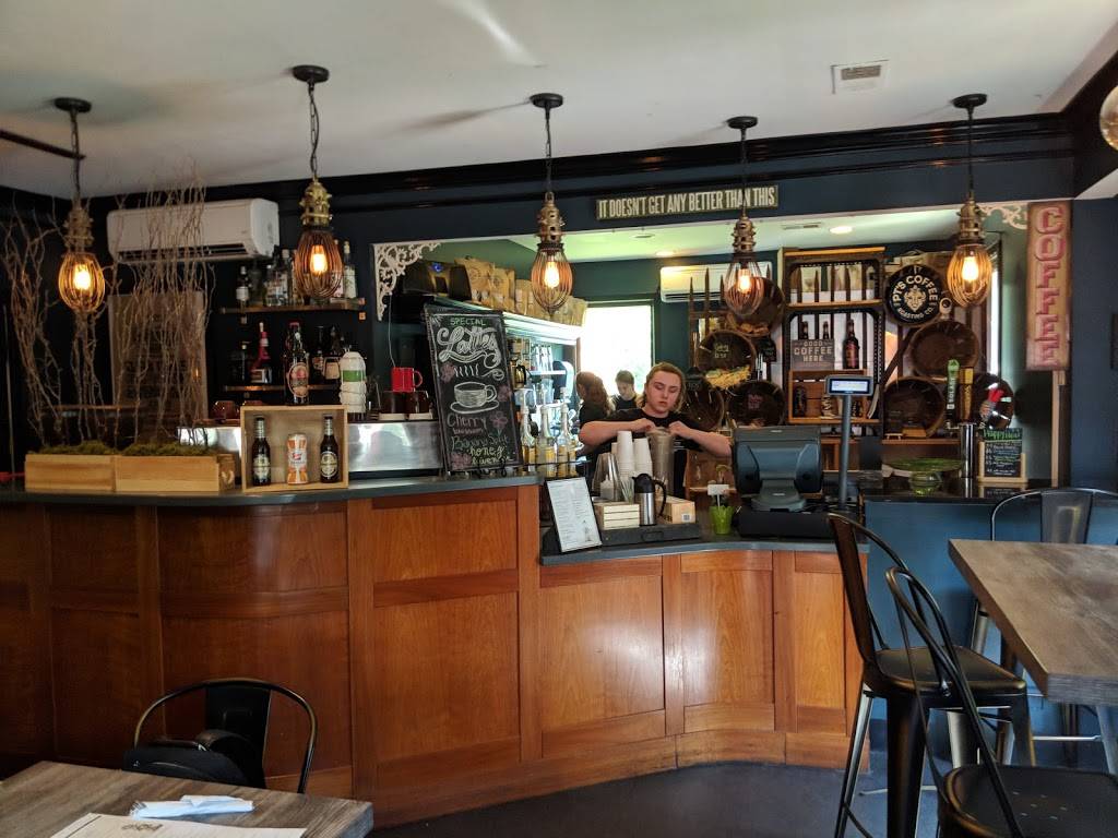 Clifton Cafe | cafe | 7144 Main St, Clifton, VA 20124, USA | 7038302424 OR +1 703-830-2424