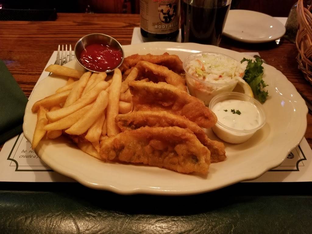 The Range Line Inn | restaurant | 2635 W Mequon Rd, Mequon, WI 53092, USA | 2622420530 OR +1 262-242-0530