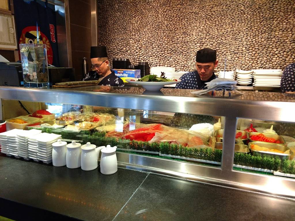 Fuji East Japanese Bistro | restaurant | 455 Main St, New York, NY 10044, USA | 2125831688 OR +1 212-583-1688