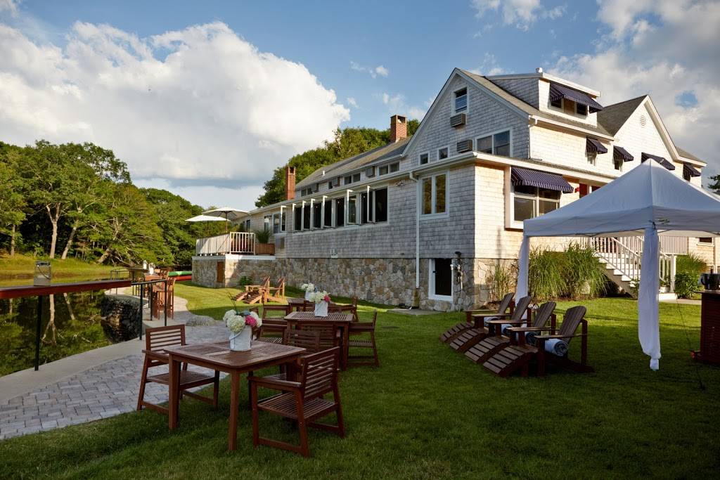 The Edgewater Inn | restaurant | 126 Ocean Ave, Kennebunkport, ME 04046, USA | 2079673315 OR +1 207-967-3315