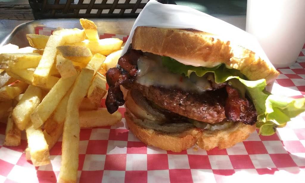 Picks Drive-In | restaurant | 117 S Cloverdale Blvd, Cloverdale, CA 95425, USA | 7078942962 OR +1 707-894-2962