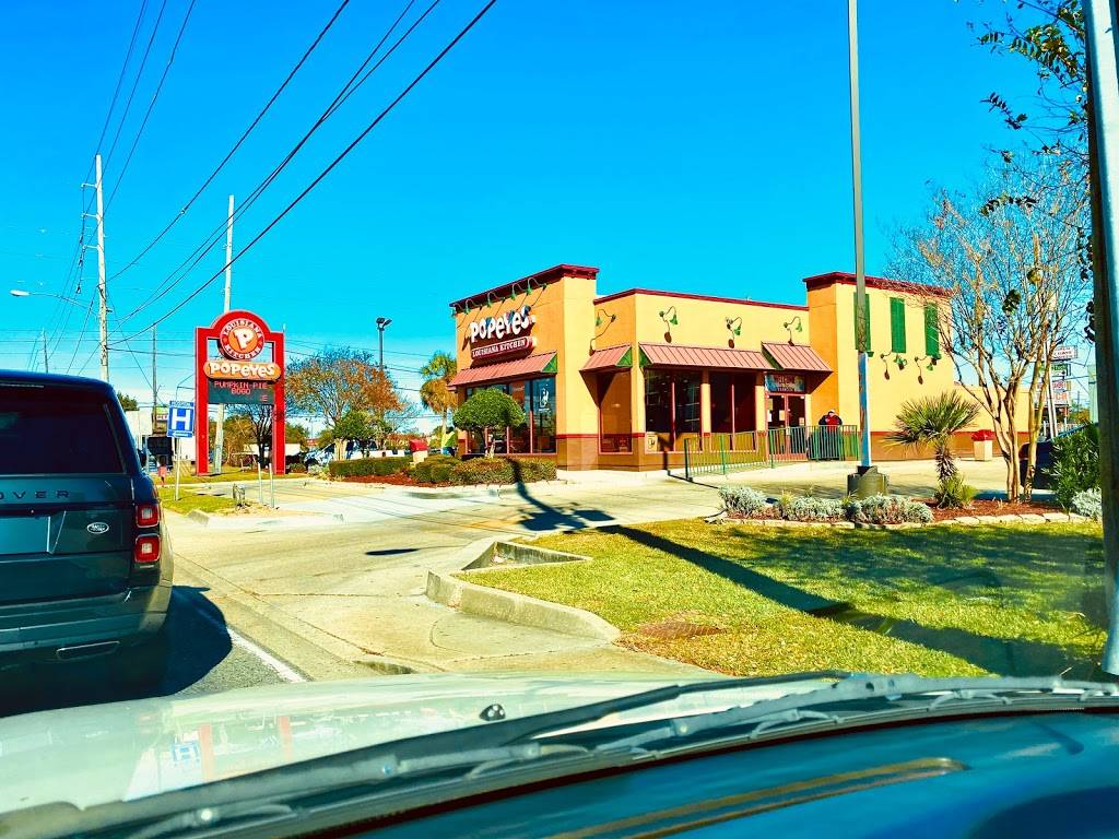 Popeyes Louisiana Kitchen | restaurant | 3444 Williams Blvd, Kenner, LA 70065, USA | 5044431071 OR +1 504-443-1071