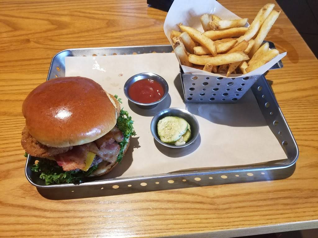 Chilis Grill & Bar | meal takeaway | 237 S Battlefield Blvd, Chesapeake, VA 23322, USA | 7575463626 OR +1 757-546-3626