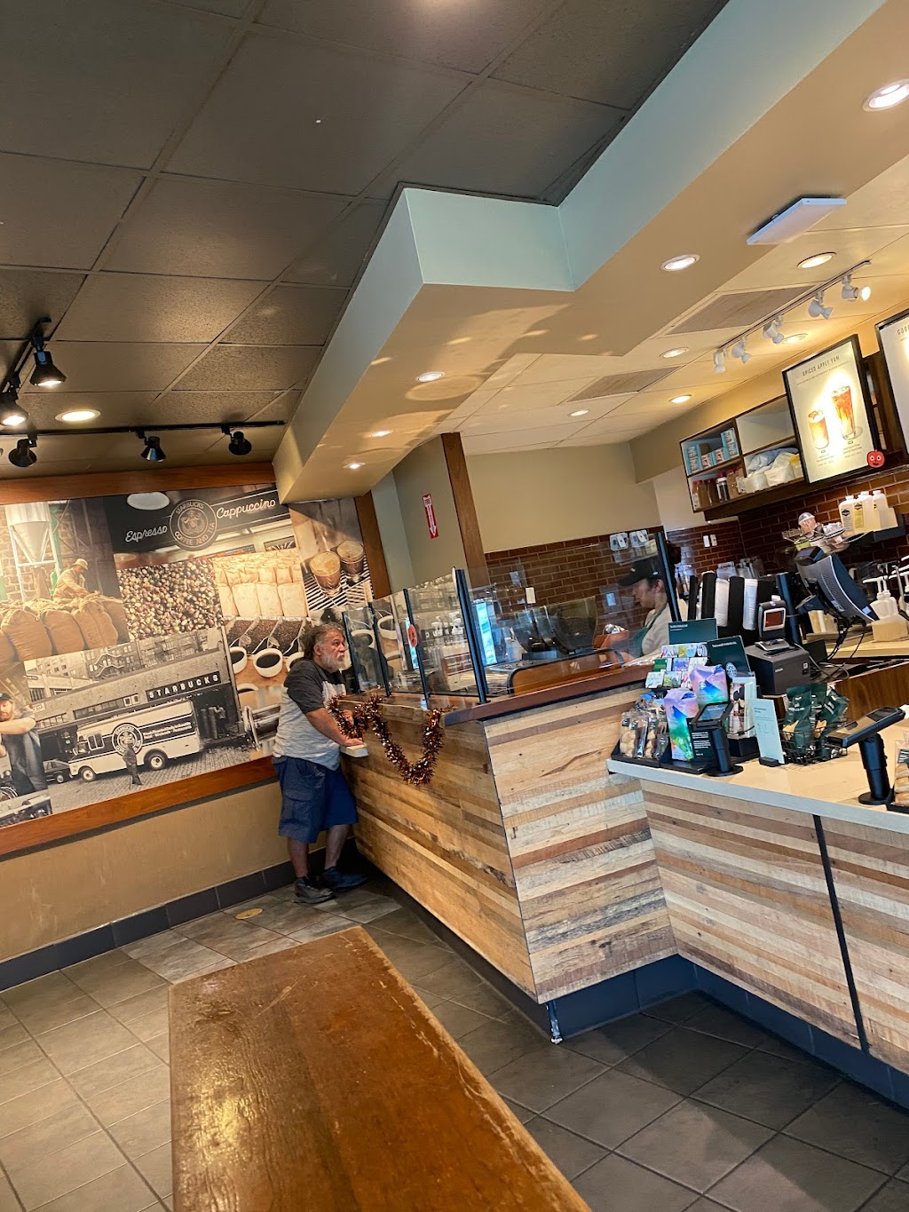 Starbucks | cafe | 5201 E Washington Blvd A, Commerce, CA 90040, USA | 3239810029 OR +1 323-981-0029