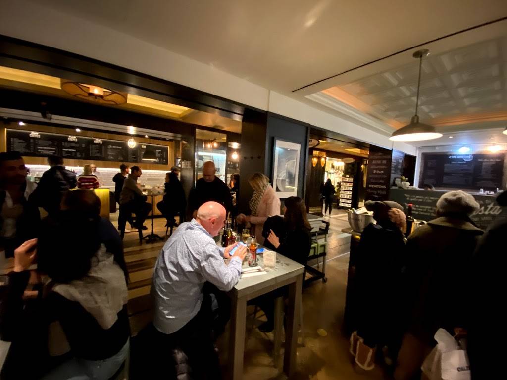 Ora Di Pasta | restaurant | 1 W 59th St, New York, NY 10019, USA | 6467553013 OR +1 646-755-3013