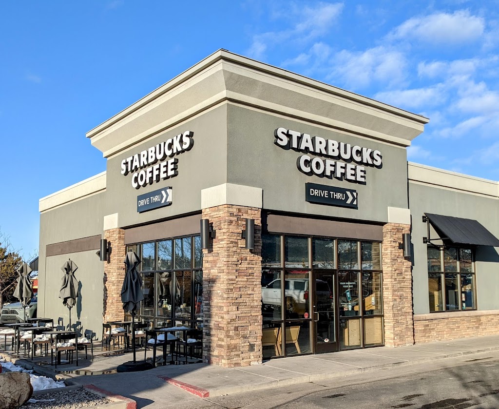 Starbucks | cafe | 1233 Sage Dr, Cedar City, UT 84720, USA | 4355862531 OR +1 435-586-2531