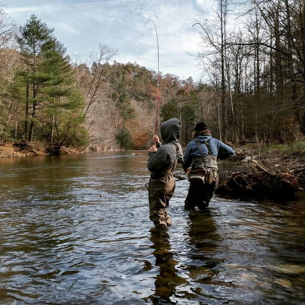 Chetola Orvis Endorsed Fly Fishing Guide Service | restaurant | 185 Chetola Lake Dr, Blowing Rock, NC 28605, USA | 8287504198 OR +1 828-750-4198