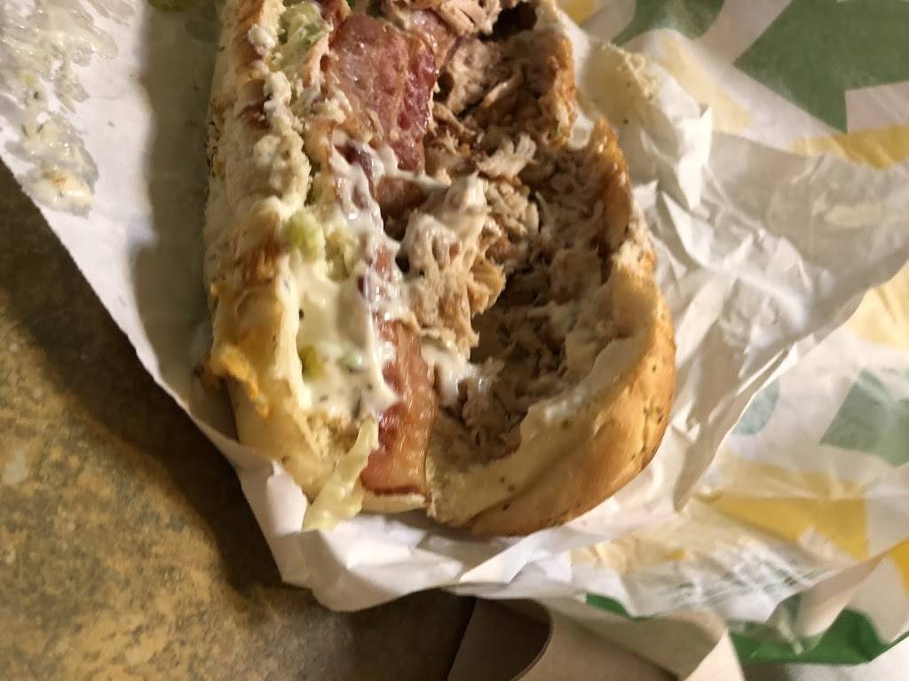 Subway | restaurant | 300 Mt Lebanon Blvd, Castle Shannon, PA 15234, USA | 4123447827 OR +1 412-344-7827